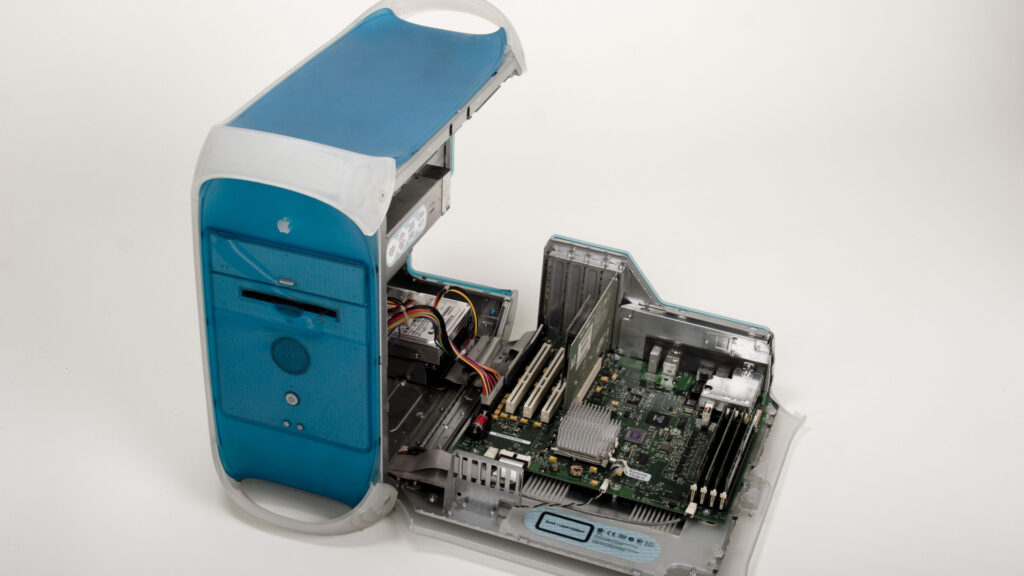Ce processeur se trouvait à l’intérieur de l’iMac G3. // Source : Flickr/CC/Carl Berkeley (photo recadrée)