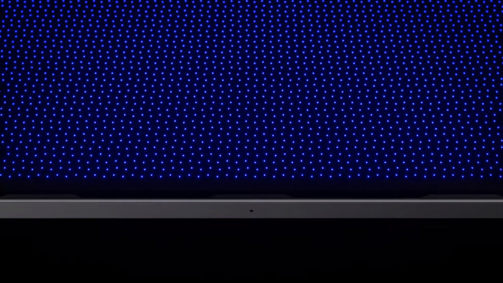 Pas moins de 10 000 LED sont logées derrière la dalle de l’iPad Pro M1 // Source : Capture d'écran Numerama