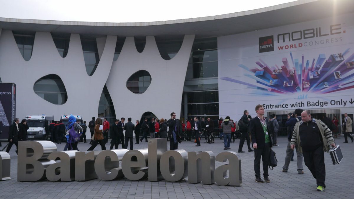 L'entrée du MWC lors du salon de 2013 // Source :  Kārlis Dambrāns