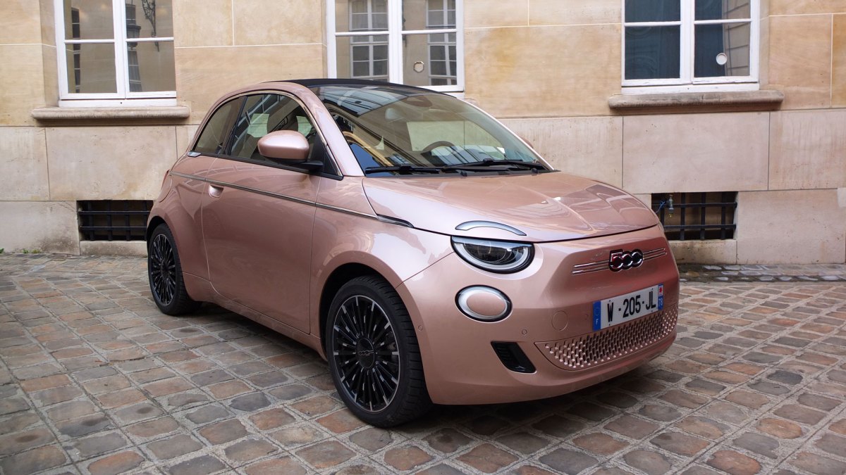 nouvelle Fiat 500e // Source : Raphaelle Baut pour Numerama