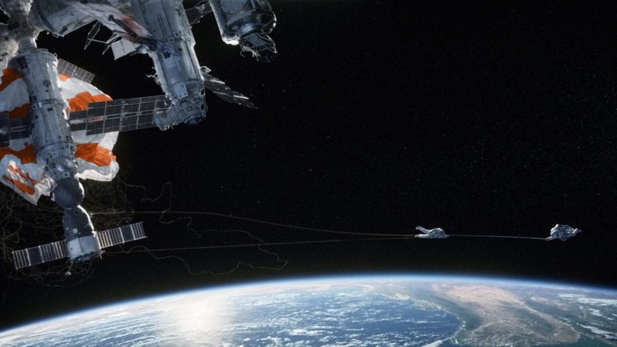 Gravity. // Source : Warner Bros.