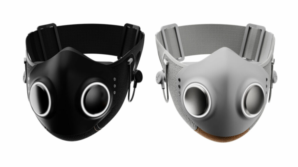 Le « Xupermask » est équipé d'un microphone et d'écouteurs bluetooth // Source : Xupermask