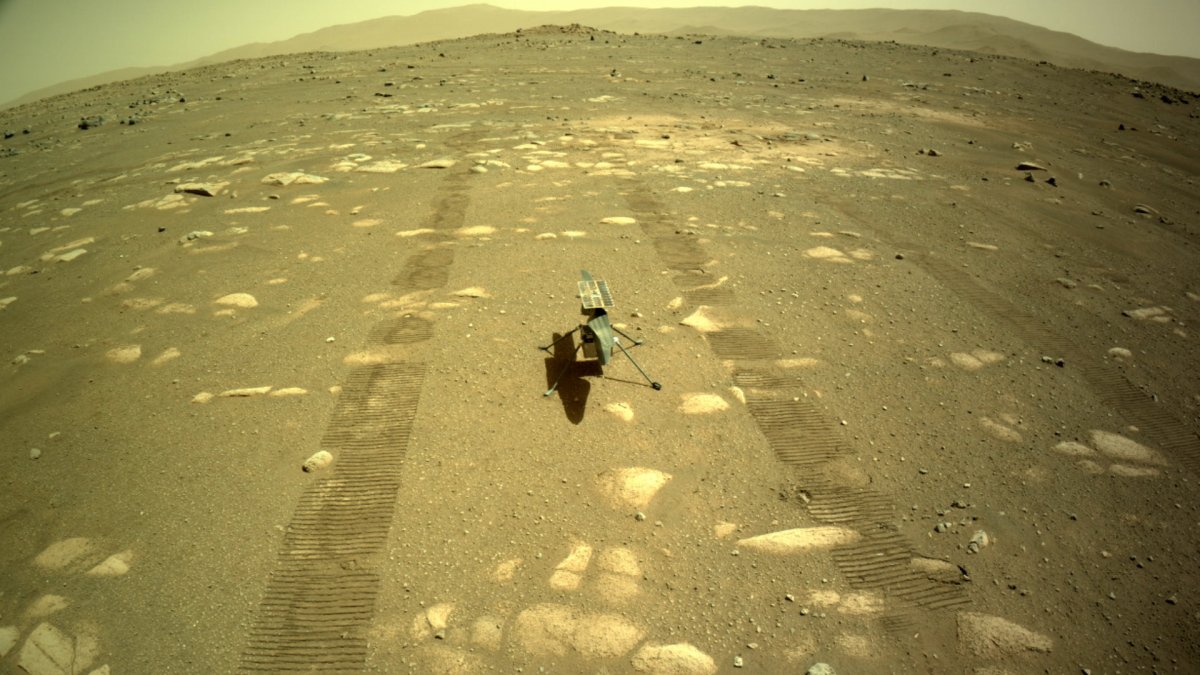 Ingenuity sur Mars, le 5 avril 2021. // Source : NASA/JPL-Caltech (photo recadrée)