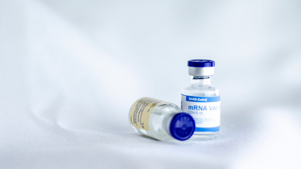 Vaccin contre le Covid-19. // Source : Unplash/Spencer Davis (photo recadrée)