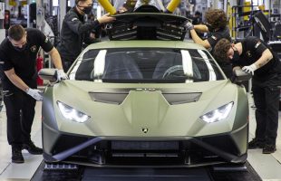 Lamborghini en production // Source : Lamborghini