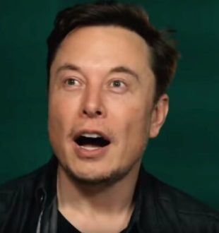 Un montage subtil d'Elon Musk avec un logo Bitcoin // Source : Capture d'écran YouTube / Comfy Boii