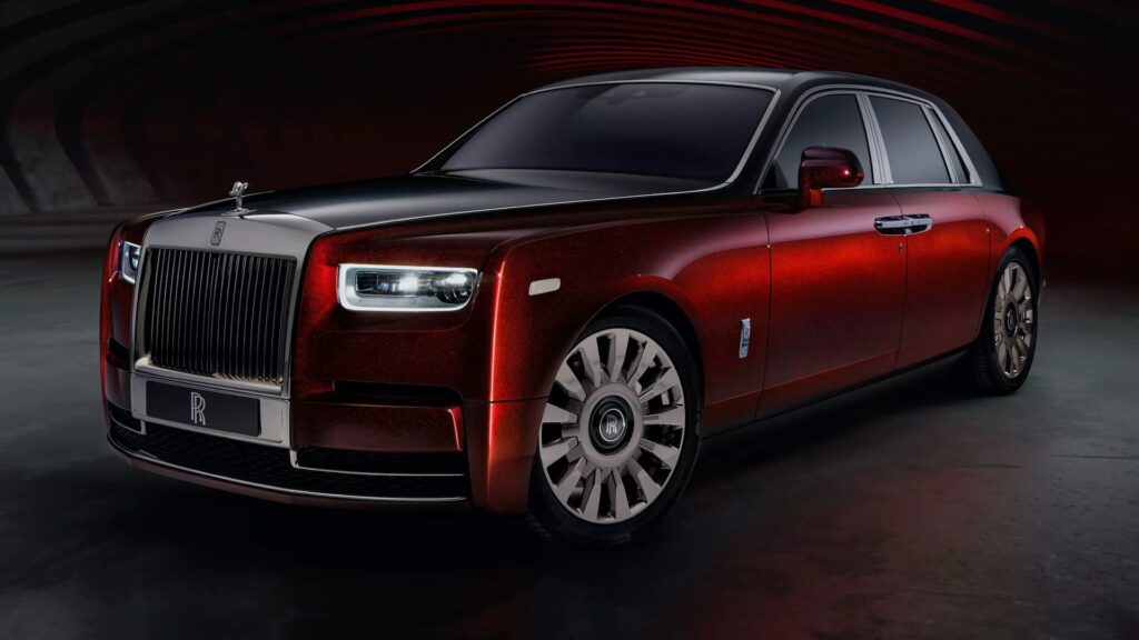 Rolls-Royce Phantom // Source : Rolls-Royce