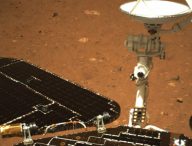 Zhurong sur Mars. // Source : CNSA (photo recadrée)