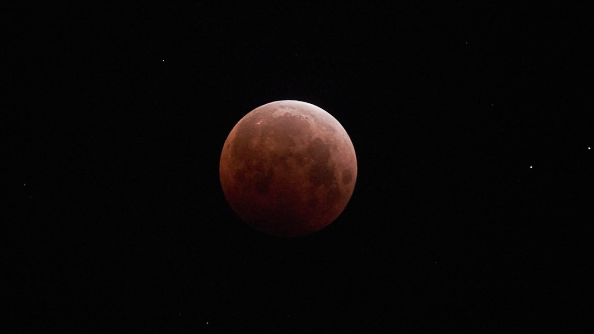 Éclipse de Lune du 26 mai 2021. // Source : Flickr/CC/Wilson Lam (photo recadrée)