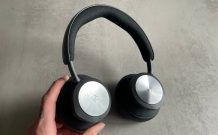 Casque Band & Olufsen Beoplay Portal // Source : Maxime Claudel pour Numerama Casque Band & Olufsen Beoplay Portal // Source : Maxime Claudel pour Numerama