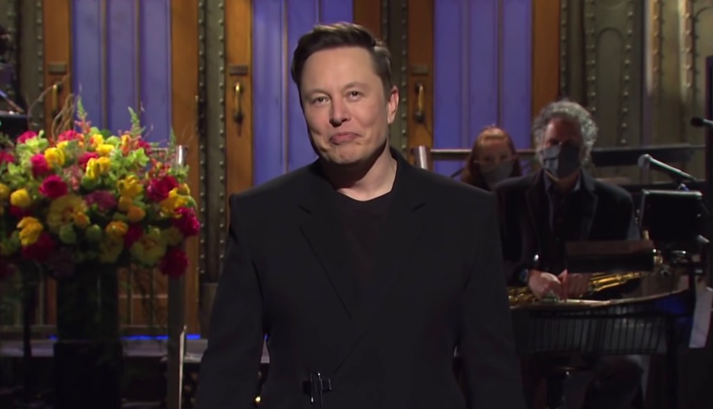 Elon Musk quand il présentait le Saturday Night Live // Source : YouTube/ Saturday Night Live