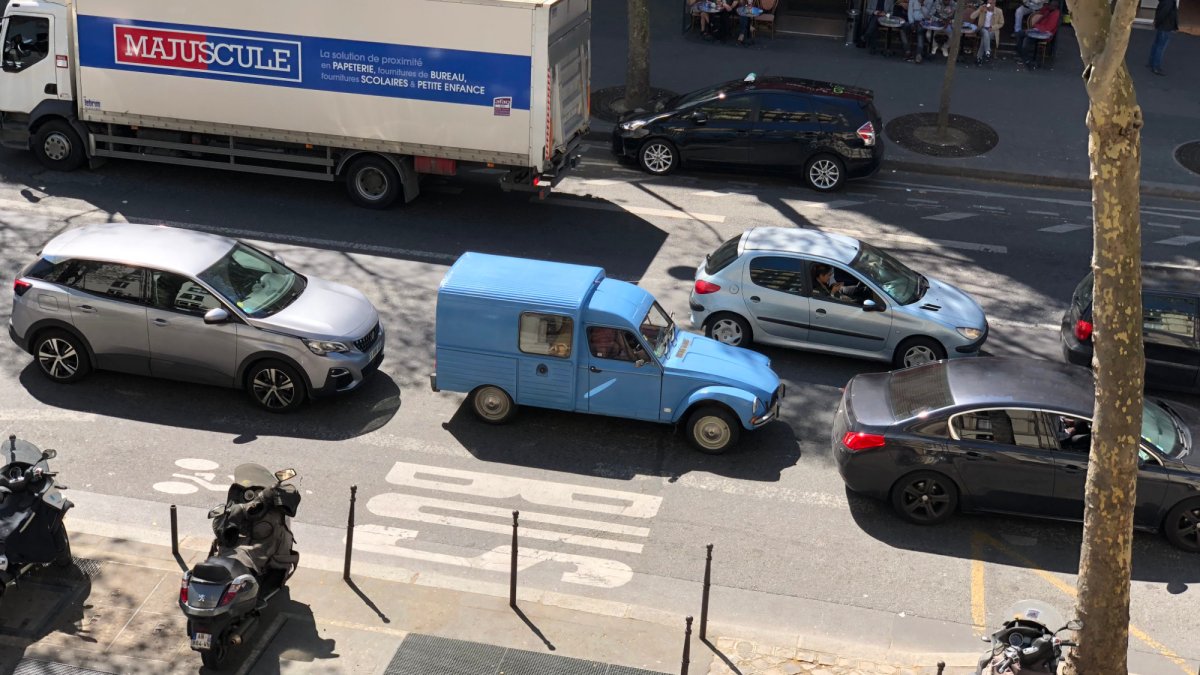 Un embouteillage, fréquent, sur le boulevard Saint-Martin // Source : Julien Cadot pour Numerama