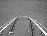 Zhurong a envoyé ses premières images sur Mars. // Source : CNSA (image recadrée)