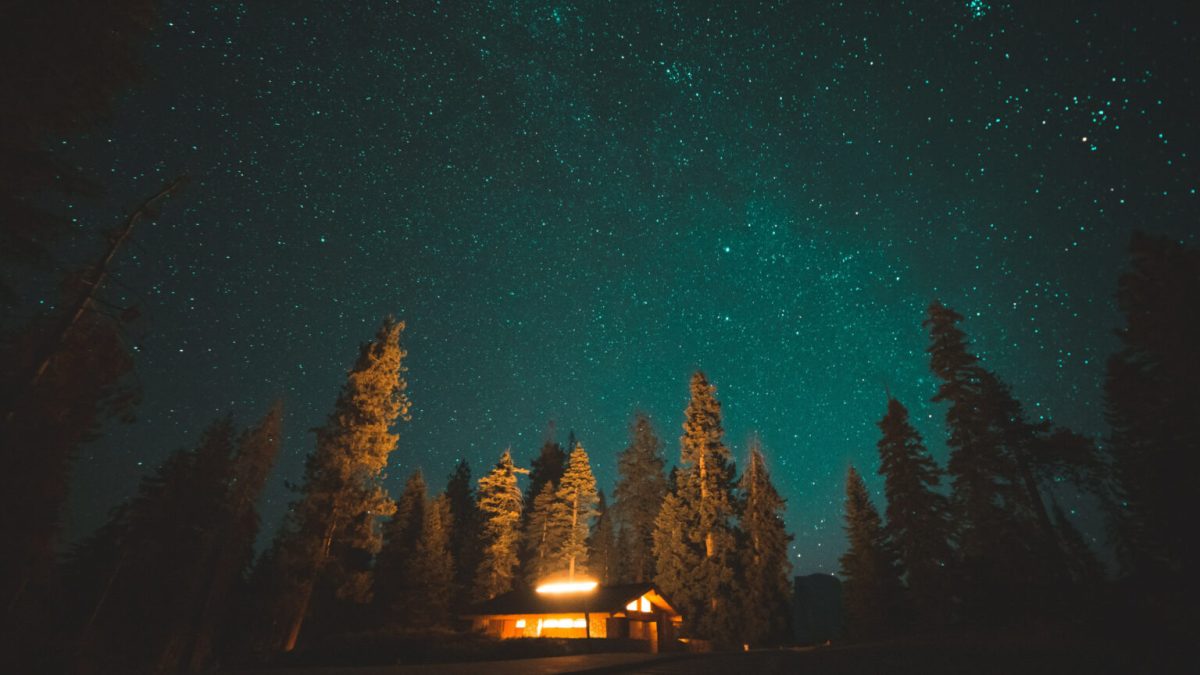 Que voir dans le ciel en juin 2021 ? // Source : Pexels/KEHN HERMANO (photo recadrée)