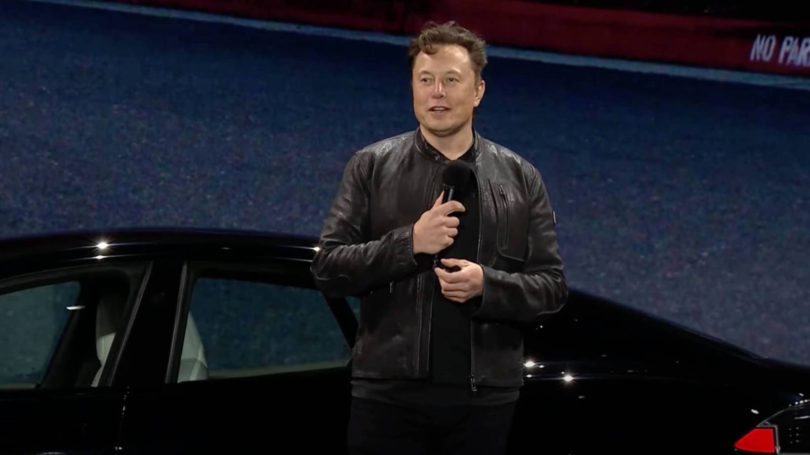 Elon Musk laisse entendre que Tesla pourrait réaccepter le paiement en  bitcoin - Numerama