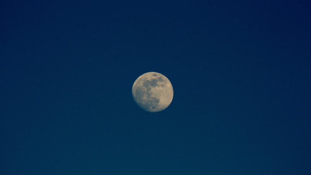 Lune. // Source : Flickr/CC/Camila (photo recadrée)