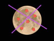 La « Super Lune des fraises ». // Source : Flickr/CC/Robert, Wikimedia/CC/https://github.com/emojione/emojione/graphs/contributors, montage Numerama
