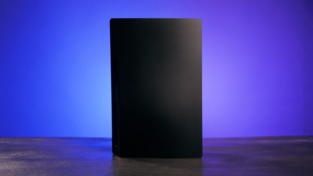 PS5 Noire // Source : Louise Audry pour Numerama PS5 Noire // Source : Louise Audry pour Numerama