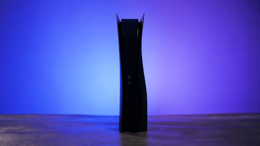 PS5 noire // Source : Louise Audry pour Numerama PS5 noire // Source : Louise Audry pour Numerama