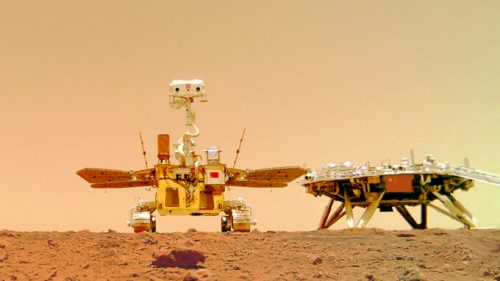 Premier selfie de Zhurong sur Mars. // Source : CNSA (image recadrée)
