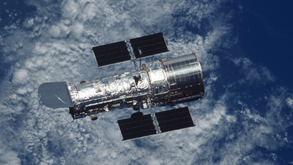 Le télescope spatial Hubble. // Source : Flickr/CC/Nasa (photo recadrée)