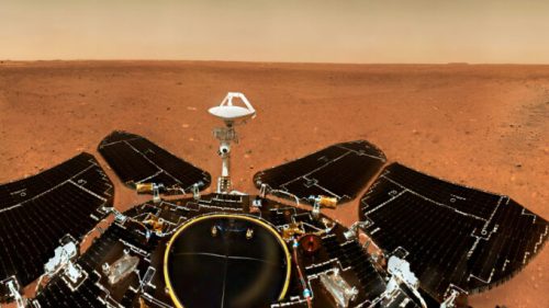 Zhurong sur Mars. // Source : CNSA/Post-processing: Cygni_18 (image recadrée)