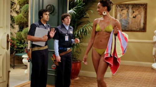 Dans The Big Bang Theory, les clichés sexistes restent bien présents malgré une représentation différente de la masculinité // Source : TBBT/ capture Netflix