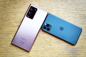 Les téléphones Android, tout comme l'iPhone, ont été infectés par Pegasus // Source : Photo Corentin Béchade pour Numerama