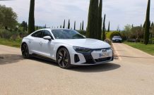 Audi e-tron GT quattro & RS // Source : Raphaelle Baut pour Numerama Audi e-tron GT quattro & RS // Source : Raphaelle Baut pour Numerama