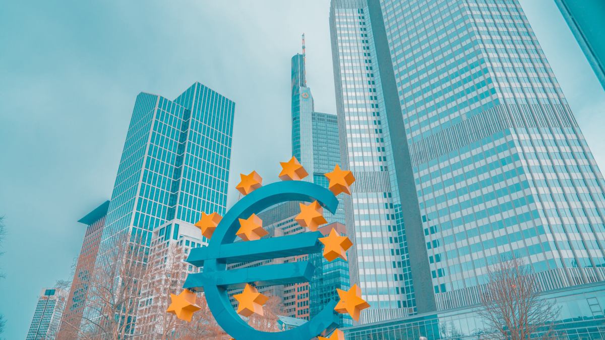 La Banque Centrale Européenne travaille sur un euro numérique. // Source : Maryna Yazbeck / Unsplash