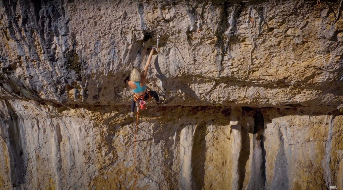 Julia Chanourdie, qualifiée pour la France, dans Eagle-4 // Source : Petzl Sport