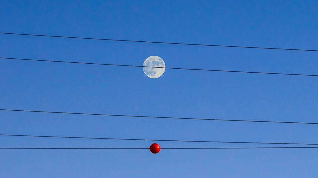 Ceci n'est pas une conjonction entre la Lune et Mars. // Source : Pexels/Karolina (photo recadrée)