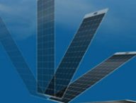 Les panneaux solaires Maxeon Air se collent directement sur le toit comme un sticker. // Source : Maxeon