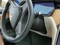 Parking automatique d'une Tesla // Source : Capture d'écran/Twitter Green