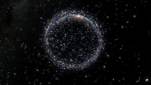 L'orbite est rempli de débris spatiaux. // Source : ESA