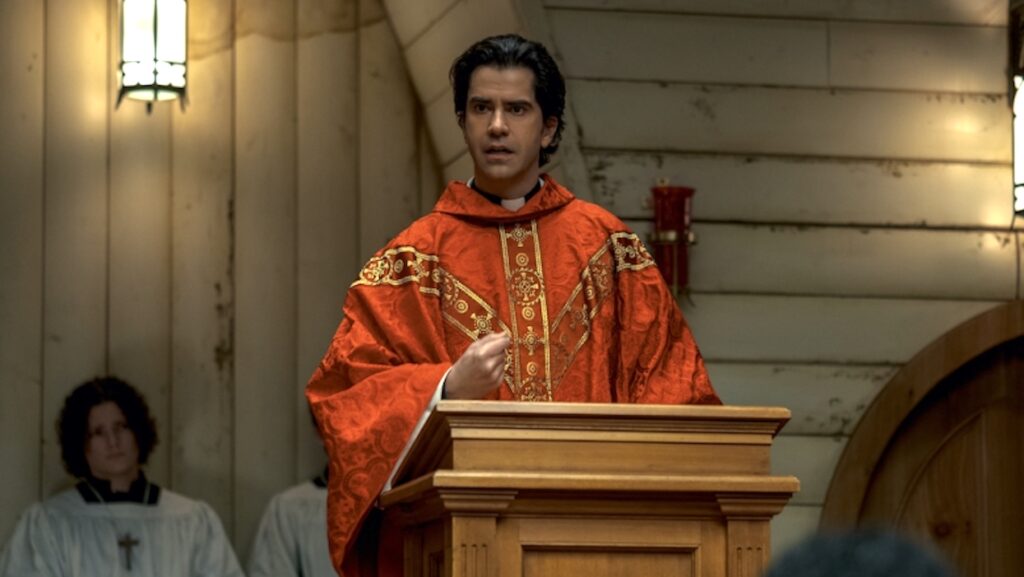 Midnight Mass - Streaming, casting, bandes-annonces et actualités sur