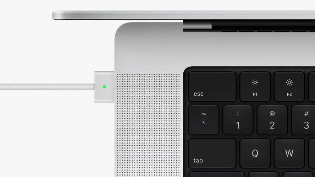 Les nouveaux MacBook Pro d'Apple // Source : Capture d'écran Numerama
