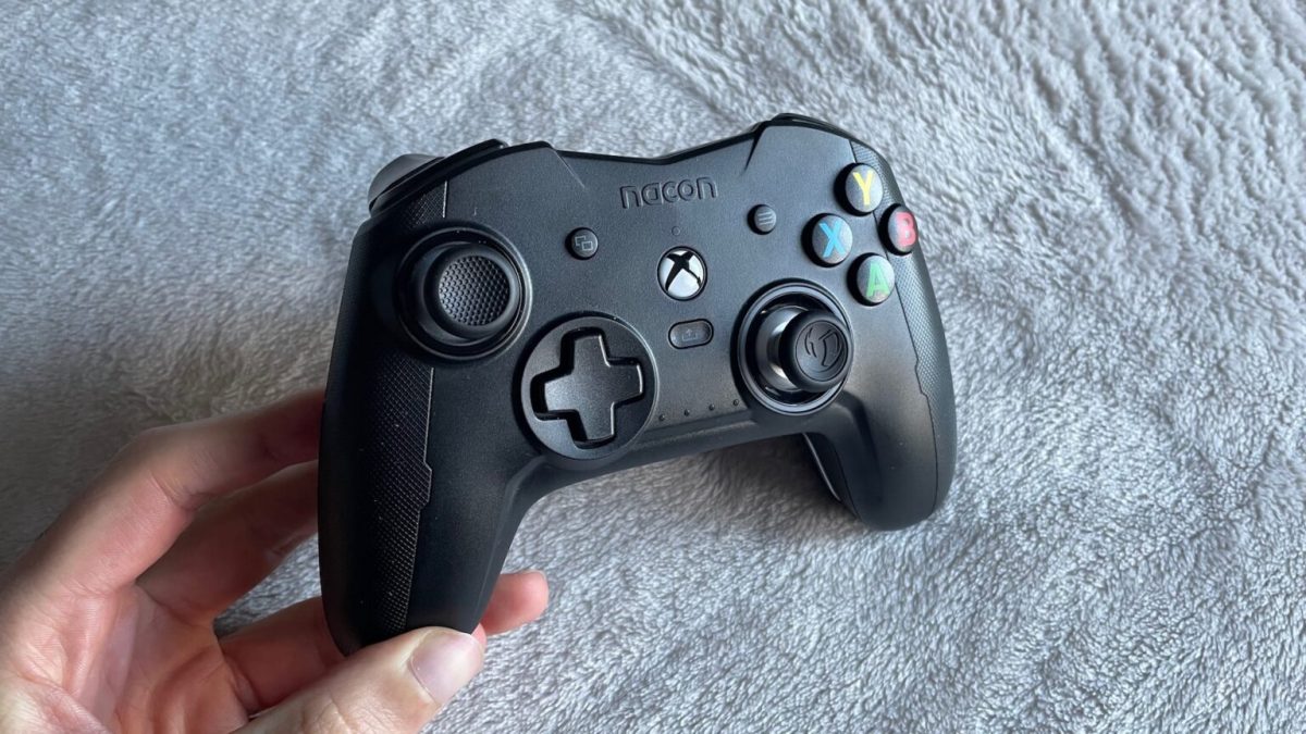 Manette Nacon Revolution X Pro Controller pour Xbox // Source : Maxime Claudel pour Numerama