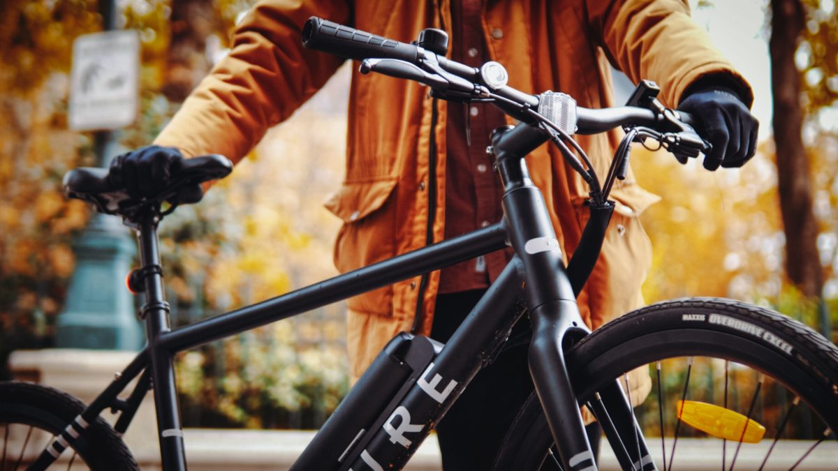 Vélo électrique Pure // Source : Louise Audry pour Numerama