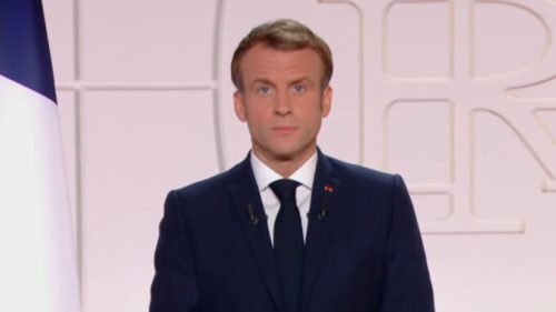 Emmanuel Macron le 9 novembre 2021. // Source : Capture d'écran YouTube Emmanuel Macron