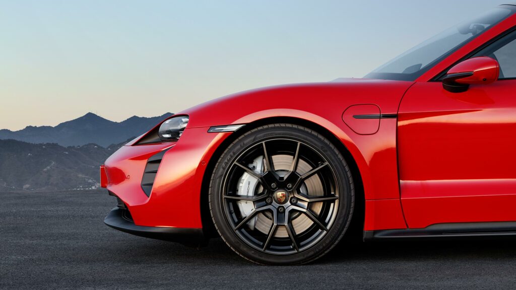 Porsche Taycan GTS et GTS Sport Turismo // Source : Porsche Porsche Taycan GTS et GTS Sport Turismo // Source : Porsche