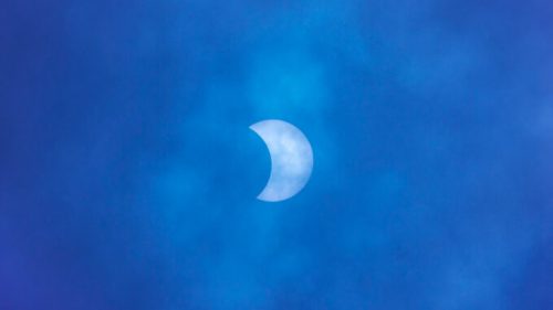 Éclipse solaire partielle en décembre 2020. // Source : Flickr/CC/GauchoDeAntares (photo recadrée)