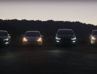 Tesla Light Show - mise à jour de Noel // Source : Tesla