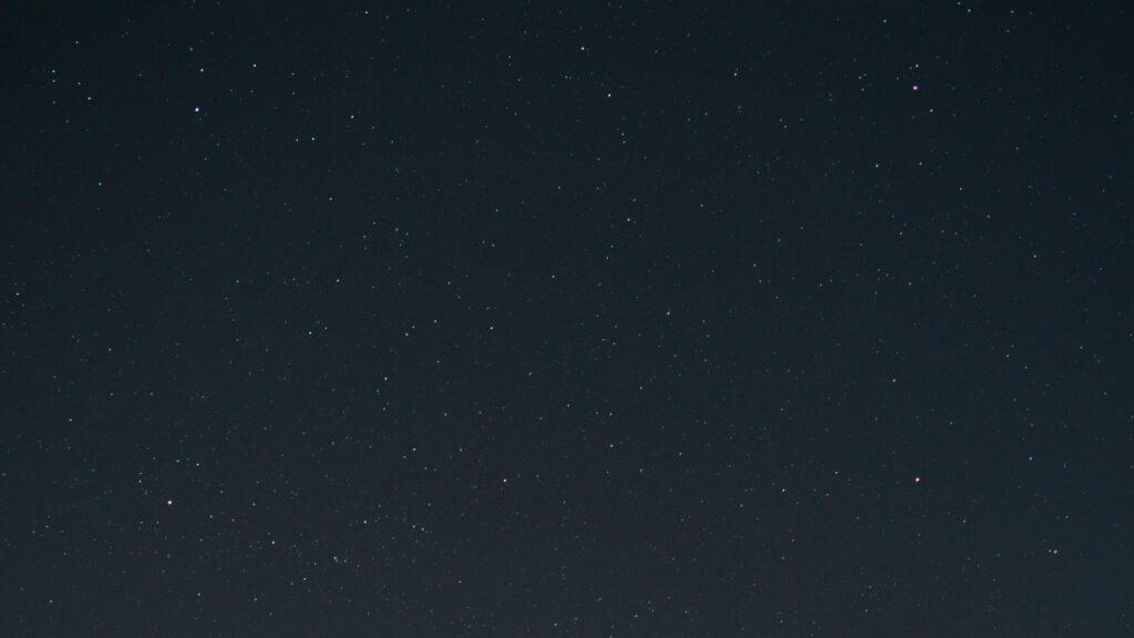 Les étoiles ne scintillent pas. // Source : Pexels/Stanislav Kondratiev (photo recadrée)
