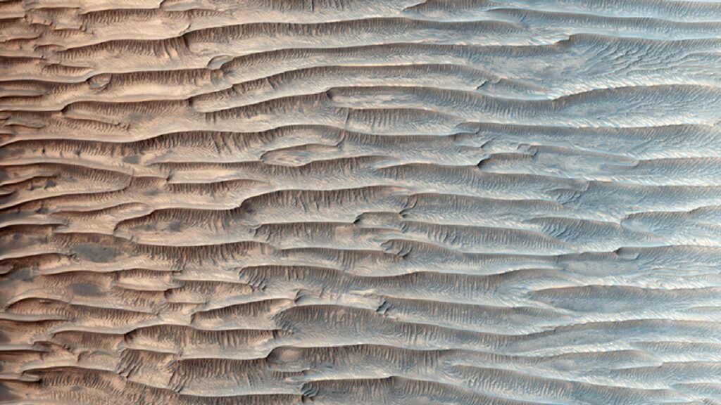 Dunes (megaripples) prises en photo sur Mars. // Source : NASA/JPL-Caltech/University of Arizona
