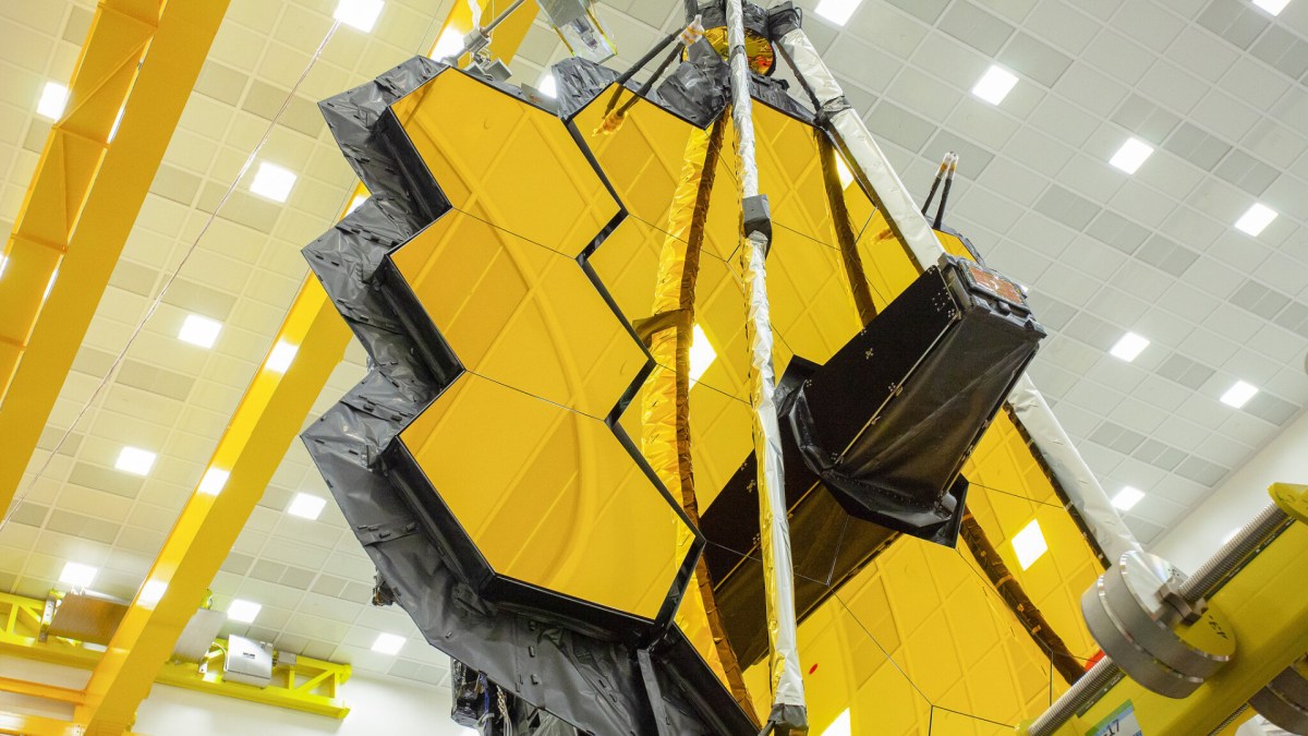 Le JWST en avril 2020. // Source : Northrop Grumman via Flickr (photo recadrée)