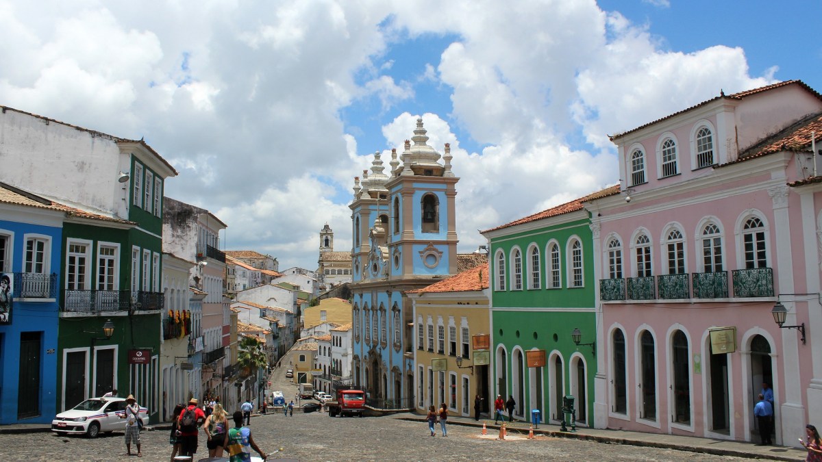 Source : https://pixabay.com/fr/photos/pelourinho-salvador-bahia-tourisme-4681372/