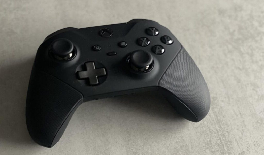 Manette Xbox Elite Series 2 // Source : Manette Xbox Elite Series 2 // Source : Maxime Claudel pour Numerama 