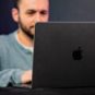 Le MacBook Pro M1 Pro, dans sa version 14 pouces. // Source : Louise Audry pour Numerama