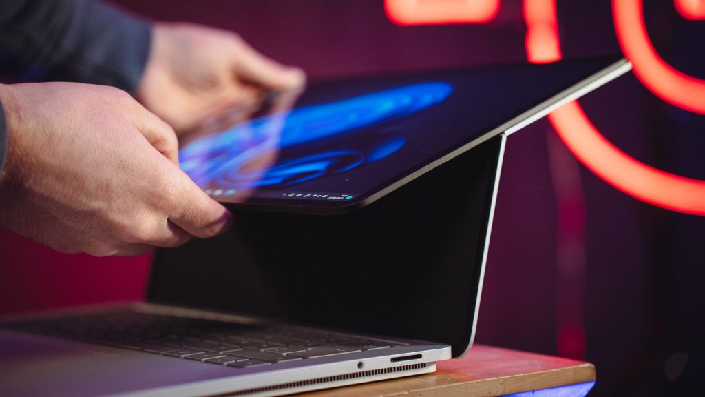 Surface Laptop Studio // Source : Louise Audry pour Numerama Surface Laptop Studio // Source : Louise Audry pour Numerama